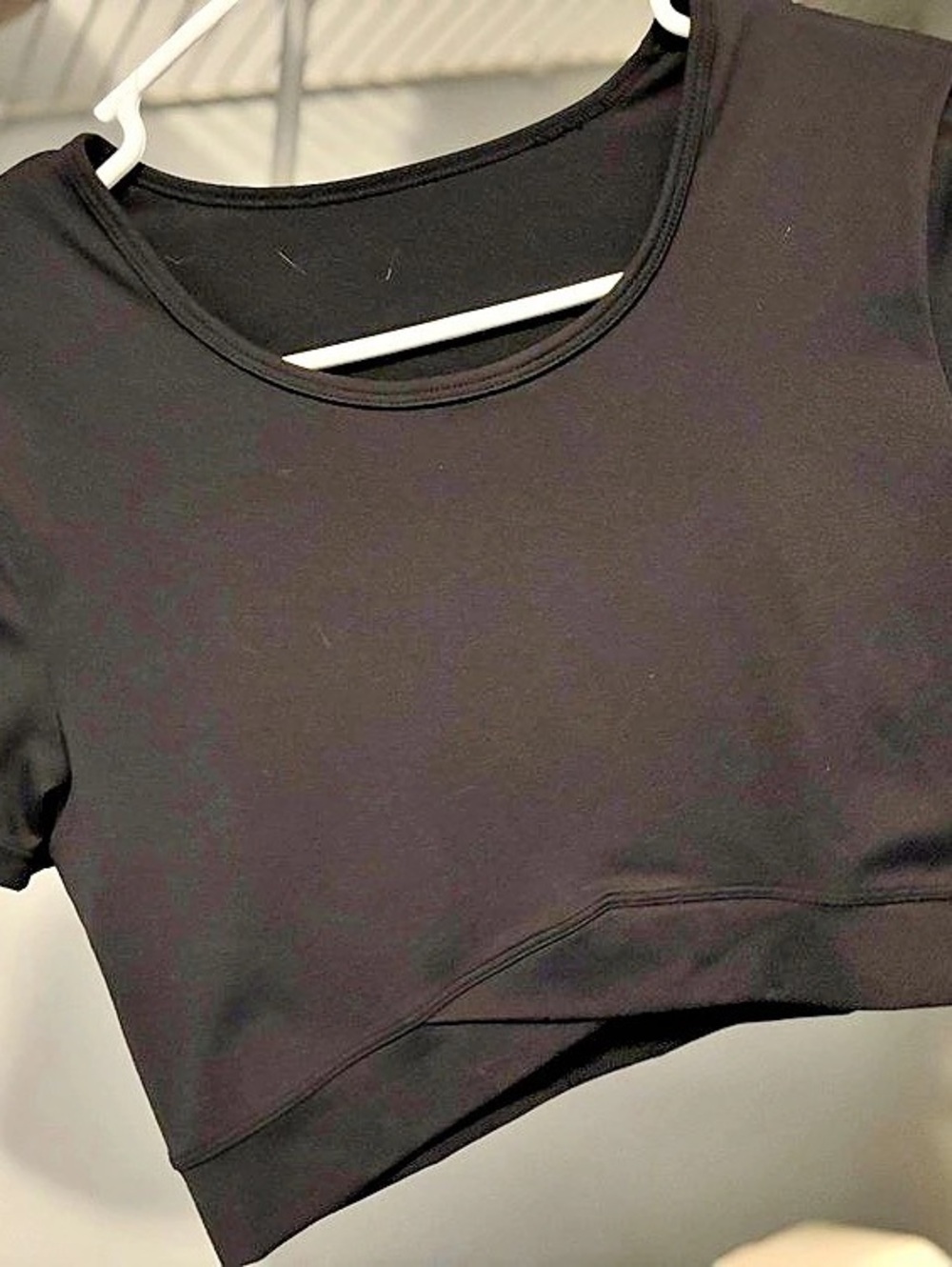 Halara Cropped Short-Sleeve Shirt Black